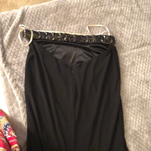 Long gem black 2 piece gown - Picture 5 of 6